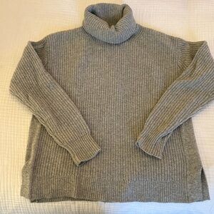 J.Crew Chunky Ribbed Turtleneck Sweater – Gray